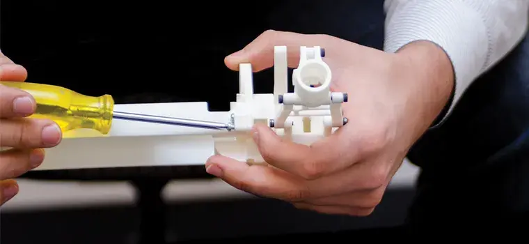 3D Systems ProJet MJP 3600 で作成した頑丈でドリル加工が可能なプロトタイプ