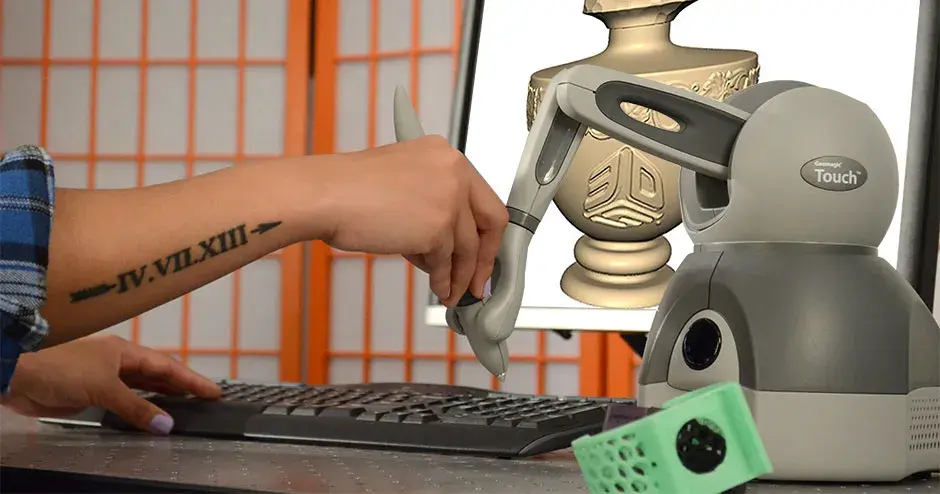 Geomagic ハプティクスを使用して Touch 感覚でデザイン 