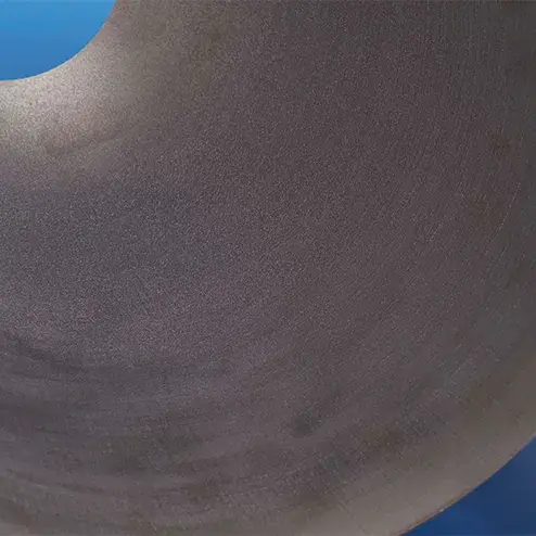 出口直径が 50 センチメートル近い膨張ノズル。