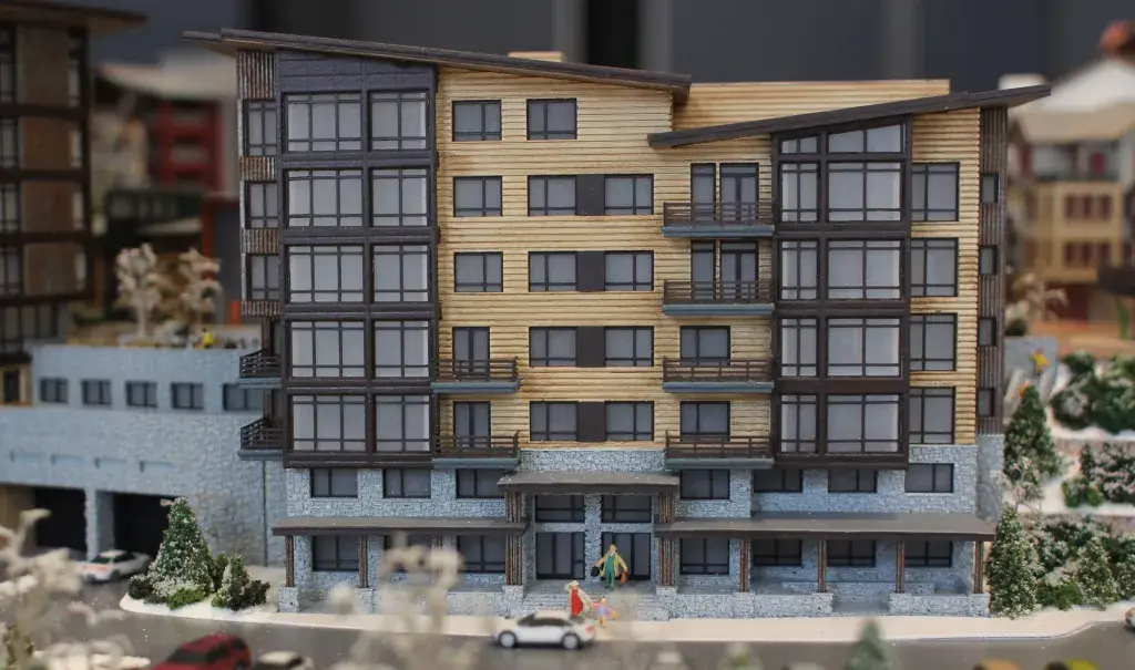 LGM は、最終建築物のファサードを模倣するためにデジタルテクスチャリングを使用