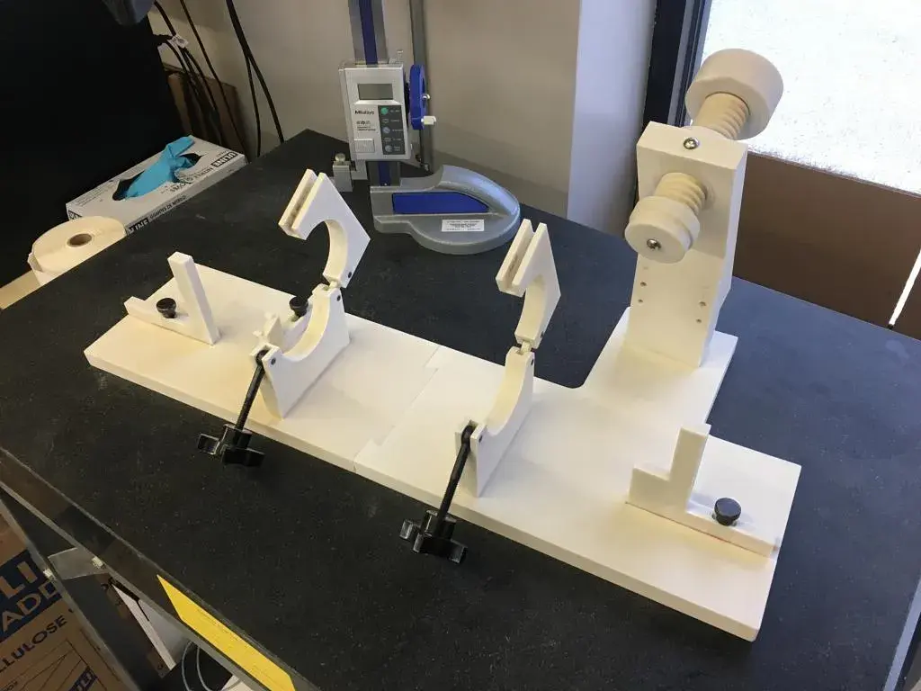 Rapid Application Group が SLS でプリントした溶接用固定具