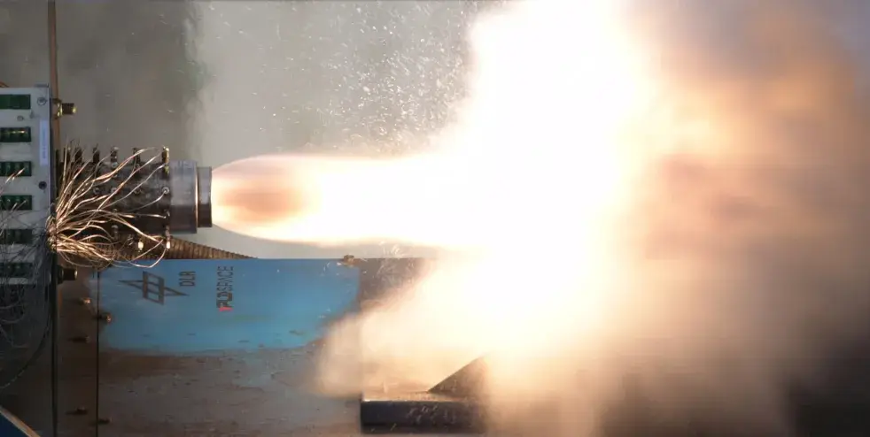 ドイツ航空宇宙センターの SMILE プロジェクトの点火試験