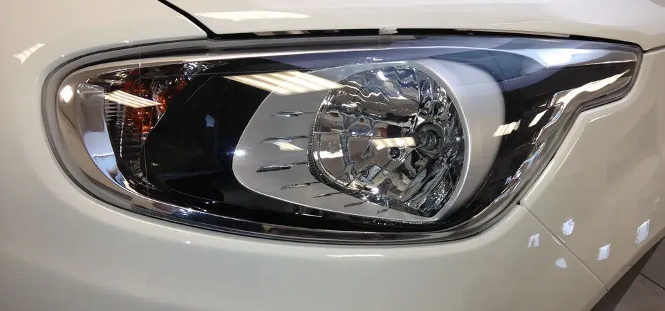 3D プリントによる自動車ボディパネル SLA SLS