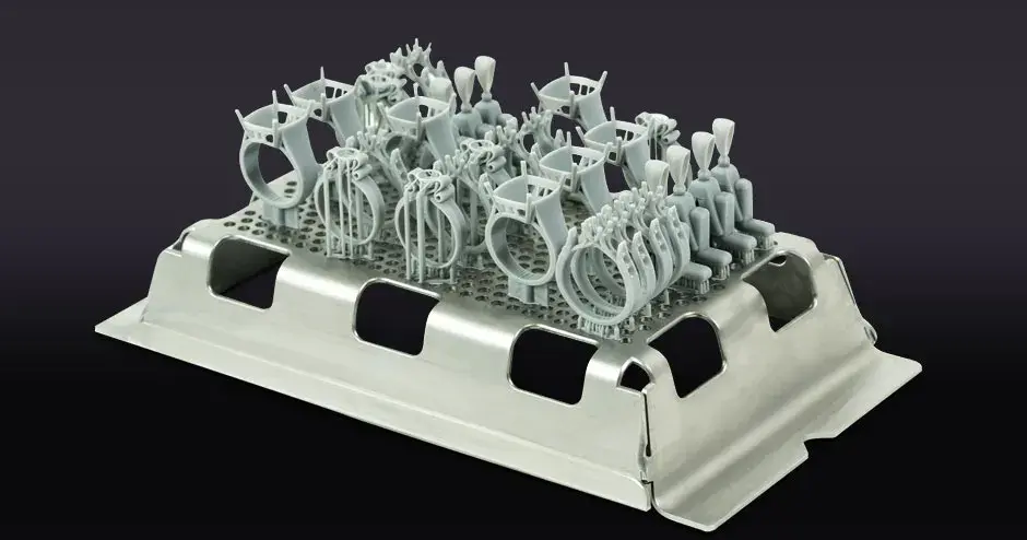 ジュエリーモールド作成用の柔軟なソリューションの画像