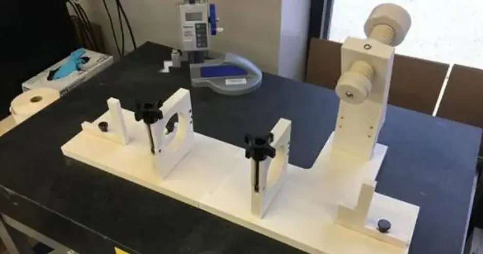 Rapid Application Group が作成した溶接用固定具