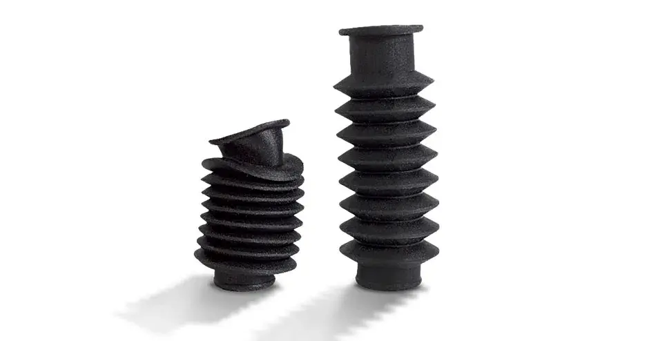  エラストマ材料を含む、優れた性能を持つ量産グレード材料