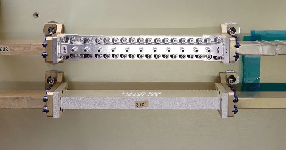 観測機器上の Airbus 社のフィルタのディテール