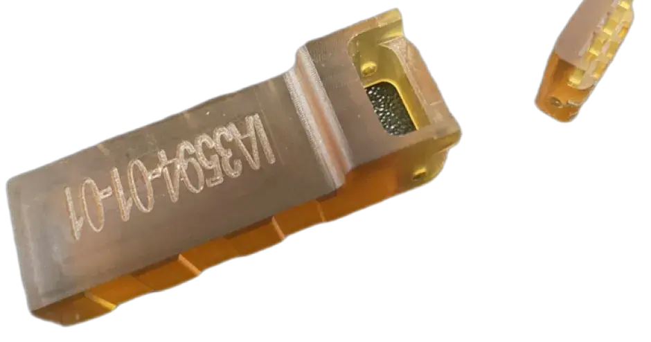 Figure 4 HI TEMP 300-AMB でプリントされた高耐熱性固定具